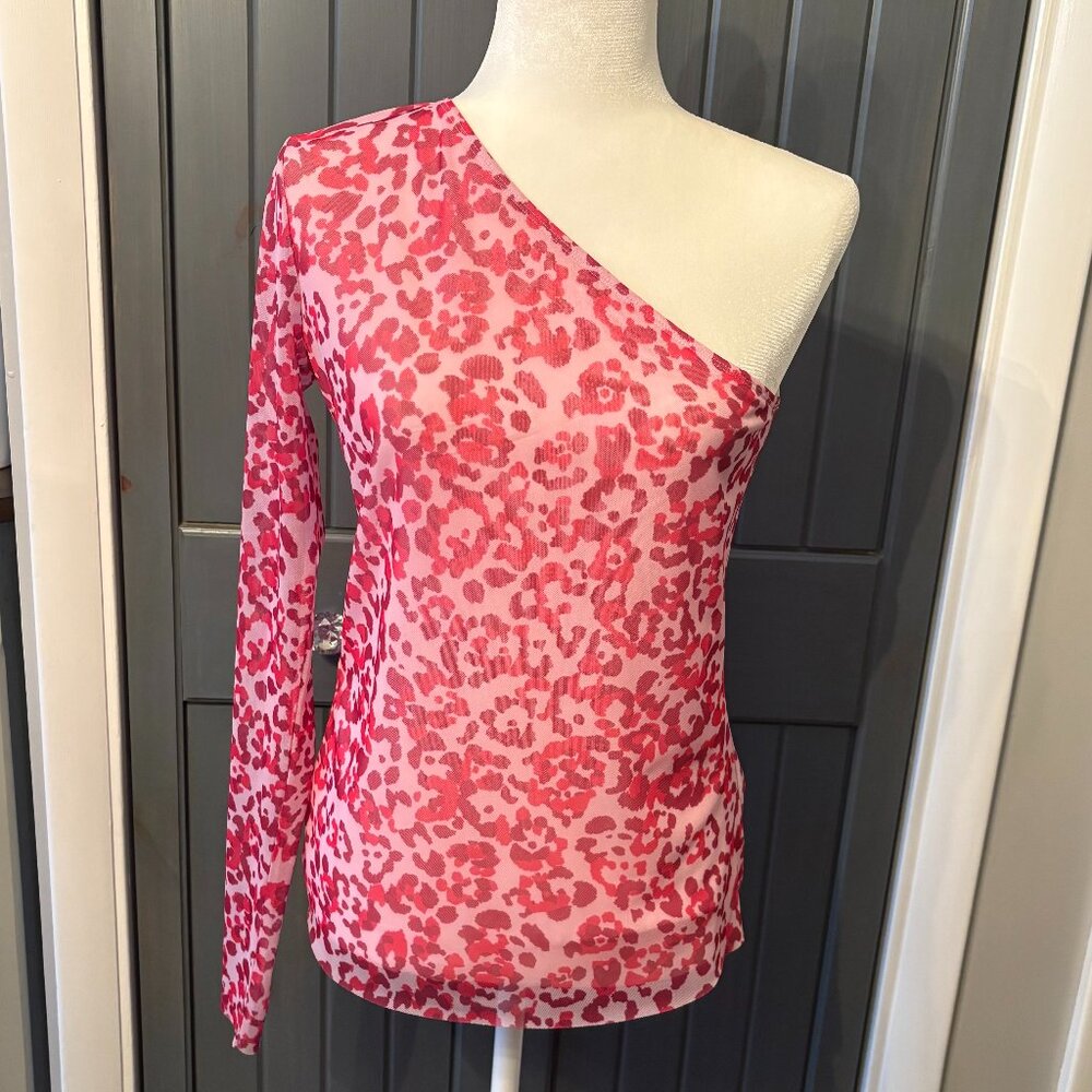 NWT Baum Und Pferdgarten Jamaica One Shoulder Pink Leopard Print Top Size Med